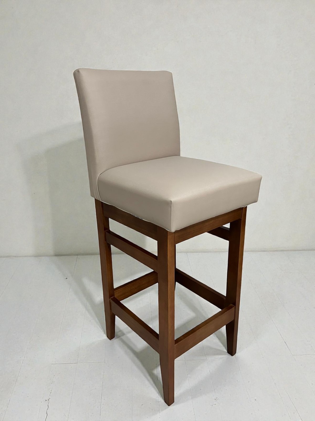 Banqueta Slim - 1,03x39cm
